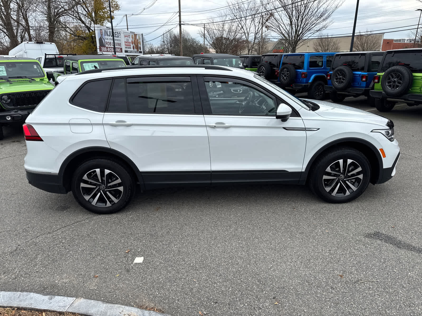 Used 2024 Volkswagen Tiguan S image 7