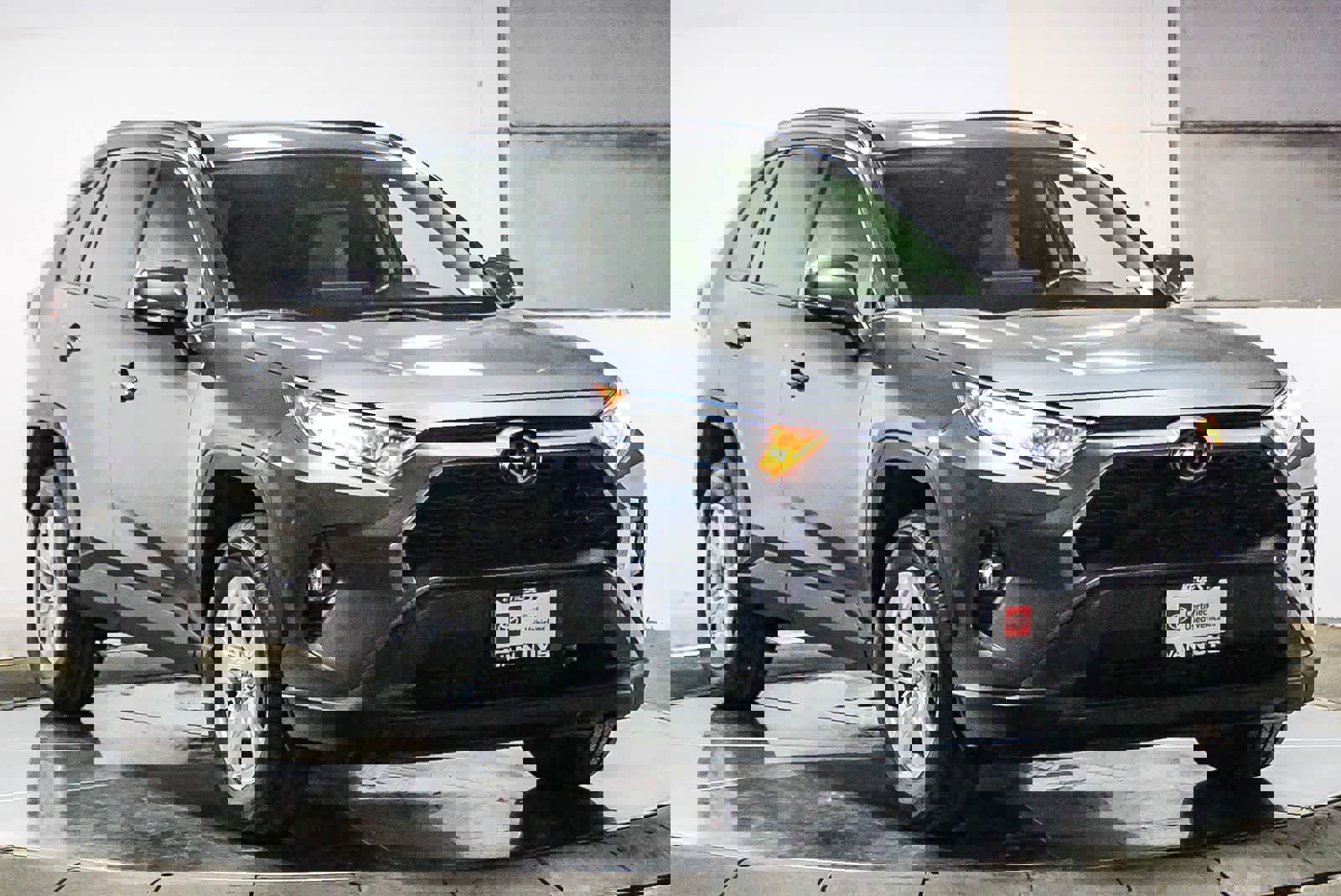 Certified 2020 Toyota RAV4 XLE w/ Convenience Package image 3