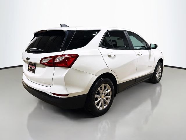 Used 2021 Chevrolet Equinox LS w/ LS Convenience Package AWD/4WD image 7