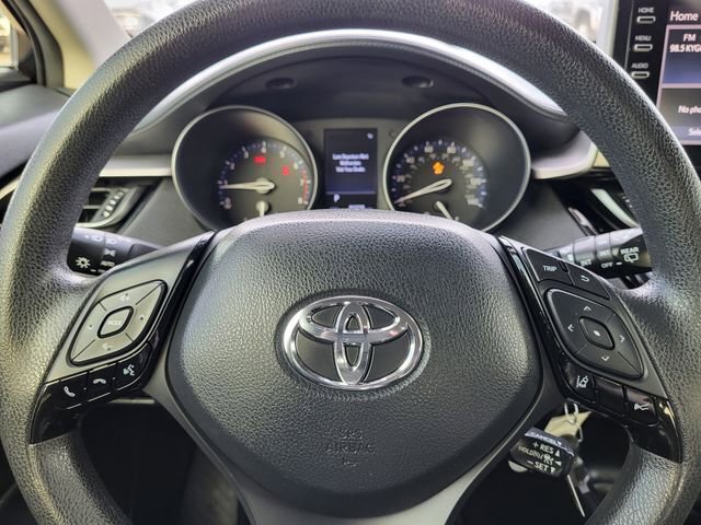 Used 2020 Toyota C-HR LE FWD image 15
