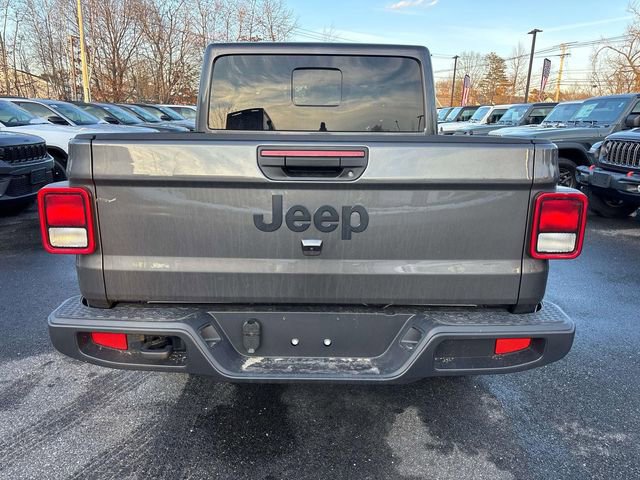 New 2026 Jeep Gladiator Sport image 3