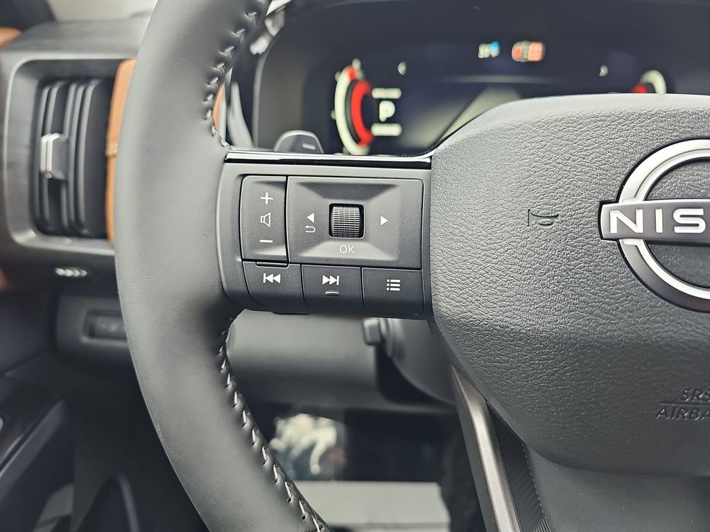 New 2026 Nissan Pathfinder Platinum image 21