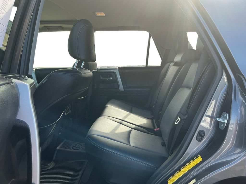 Used 2018 Toyota 4Runner SR5 Premium AWD/4WD image 21