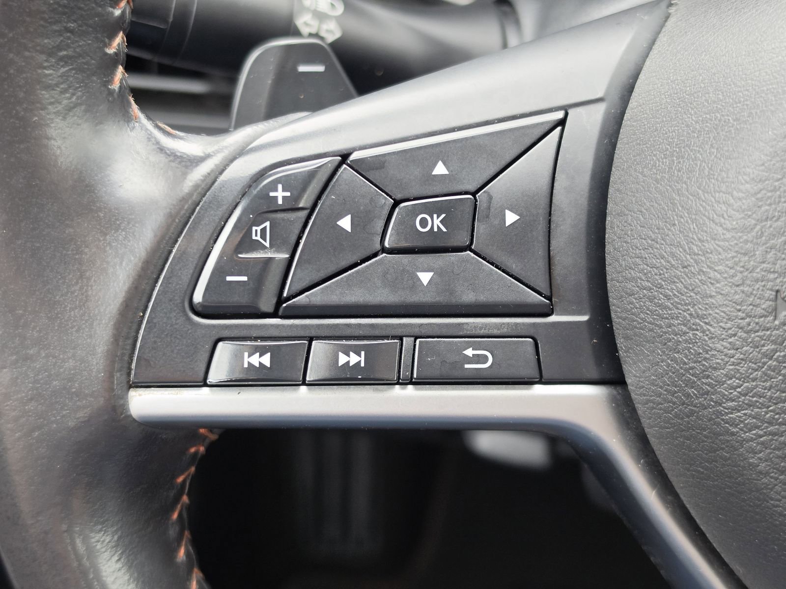 Used 2022 Nissan Altima 2.5 SR w/ Midnight Edition Package AWD/4WD image 19