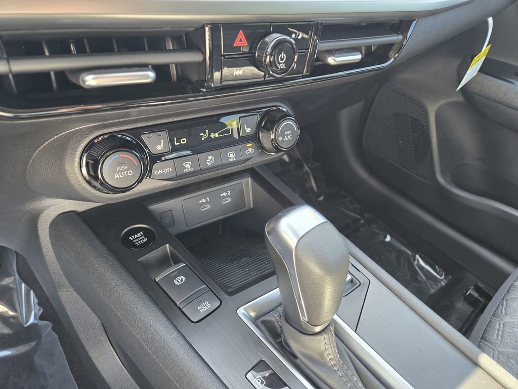 New 2026 Nissan Kicks SV w/ Cold Weather Package FWD image 15