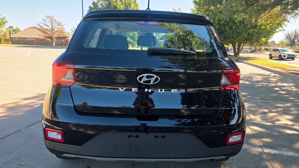 New 2026 Hyundai Venue SE FWD image 13