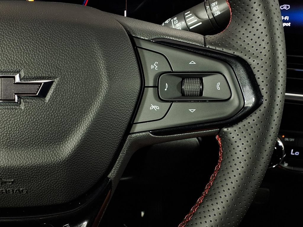 New 2026 Chevrolet Trax RS w/ Driver Confidence Package FWD image 19