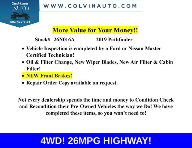 Used 2019 Nissan Pathfinder SV image 2
