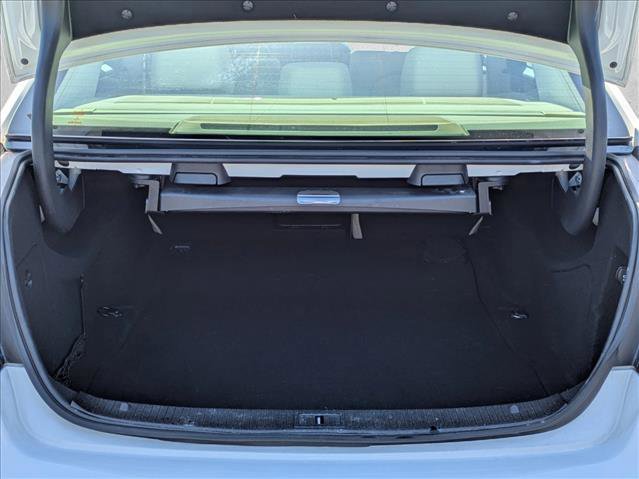 Used 2016 Mercedes-Benz E 350 Sedan image 6