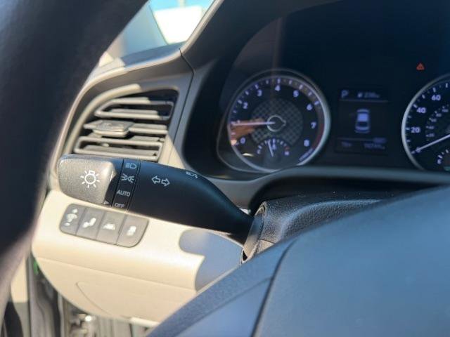Used 2020 Hyundai Elantra SEL image 22