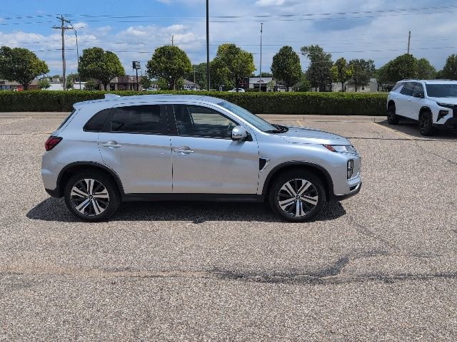 Used 2025 Mitsubishi Outlander Sport SE AWD/4WD image 16