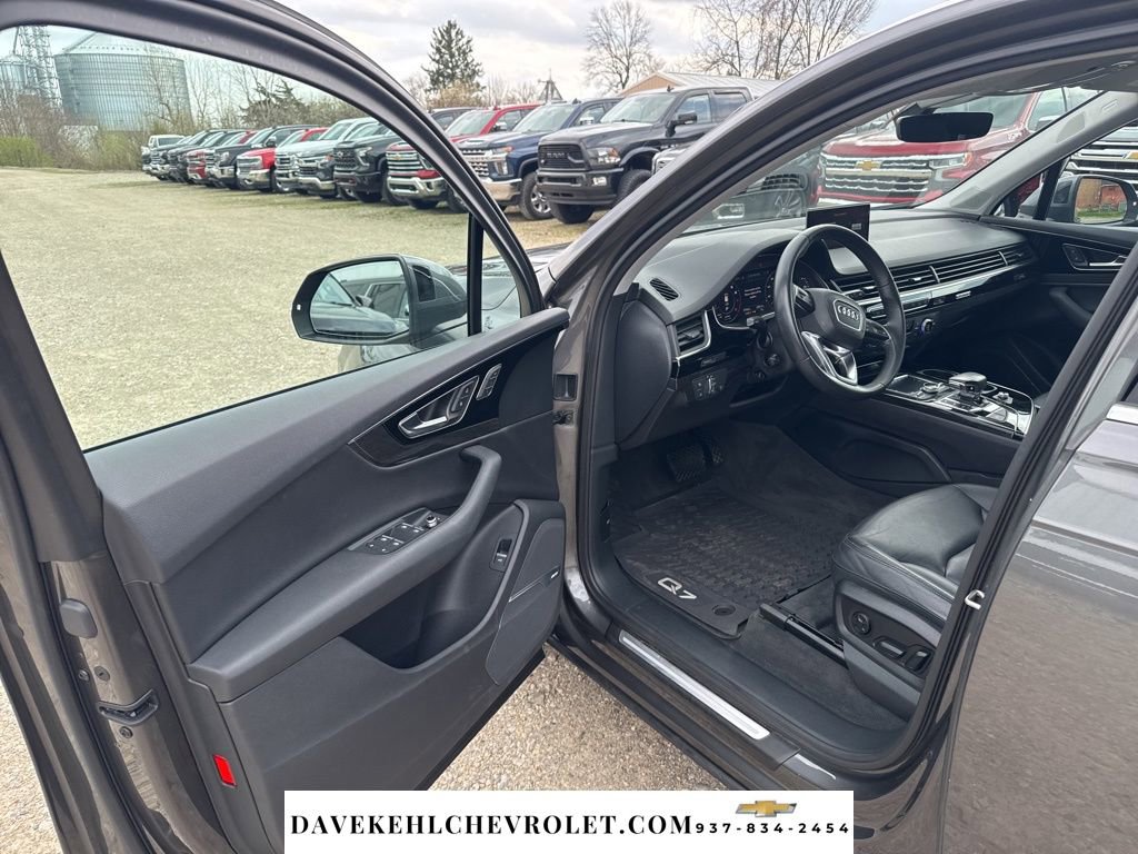 Used 2019 Audi Q7 3.0T Premium Plus w/ Premium Plus Package image 16