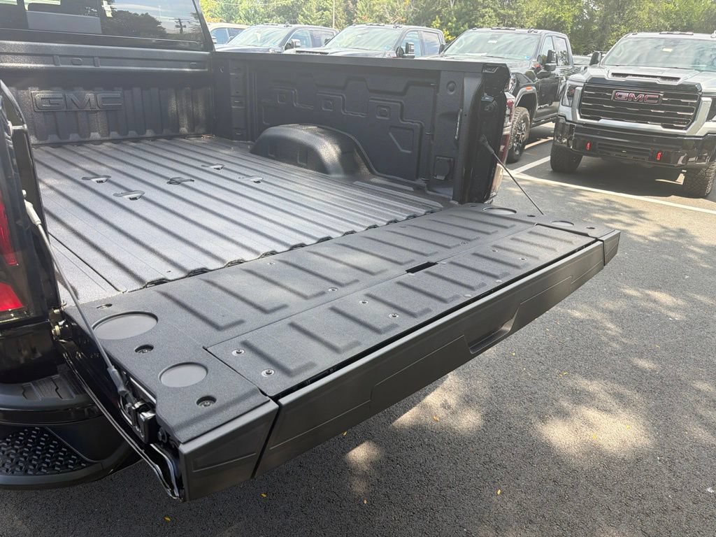 New 2026 GMC Sierra 2500 AT4 w/ AT4 Premium Plus Package AWD/4WD image 32