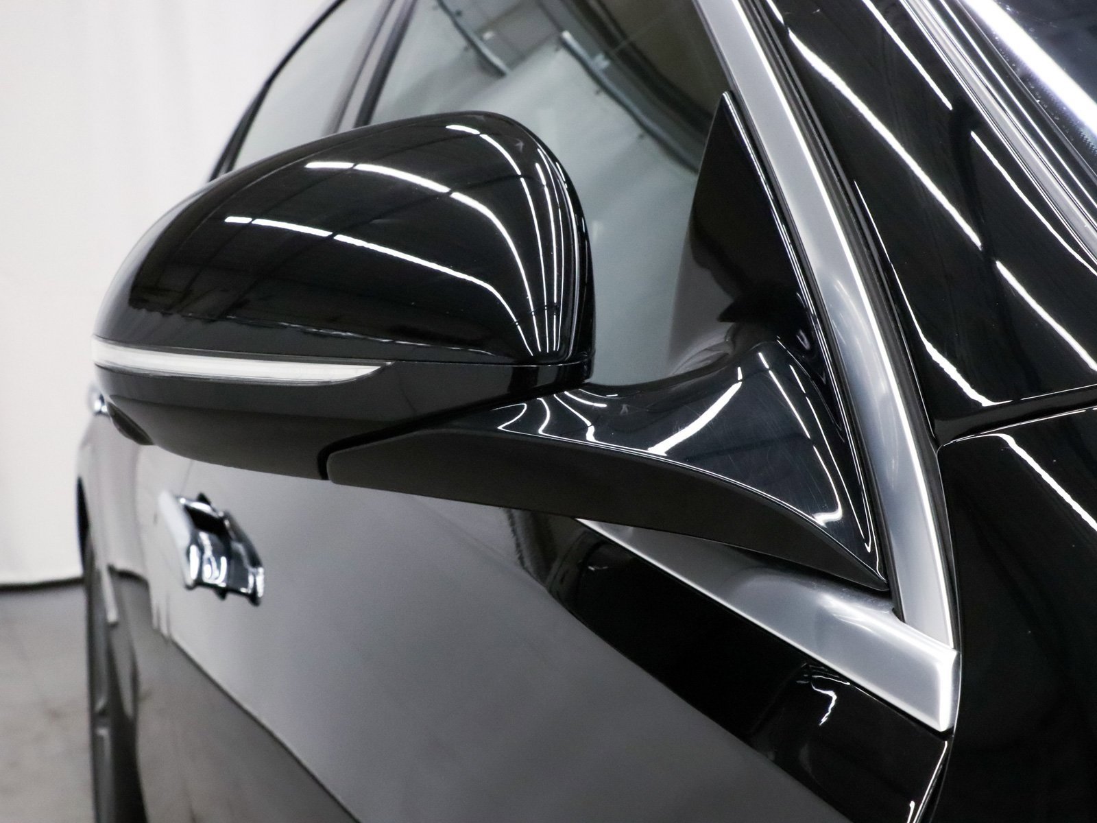 Used 2025 Mercedes-Benz S 580 4MATIC Sedan image 53