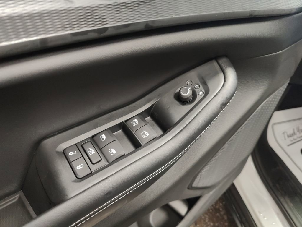 New 2025 Jeep Grand Cherokee L Altitude image 19