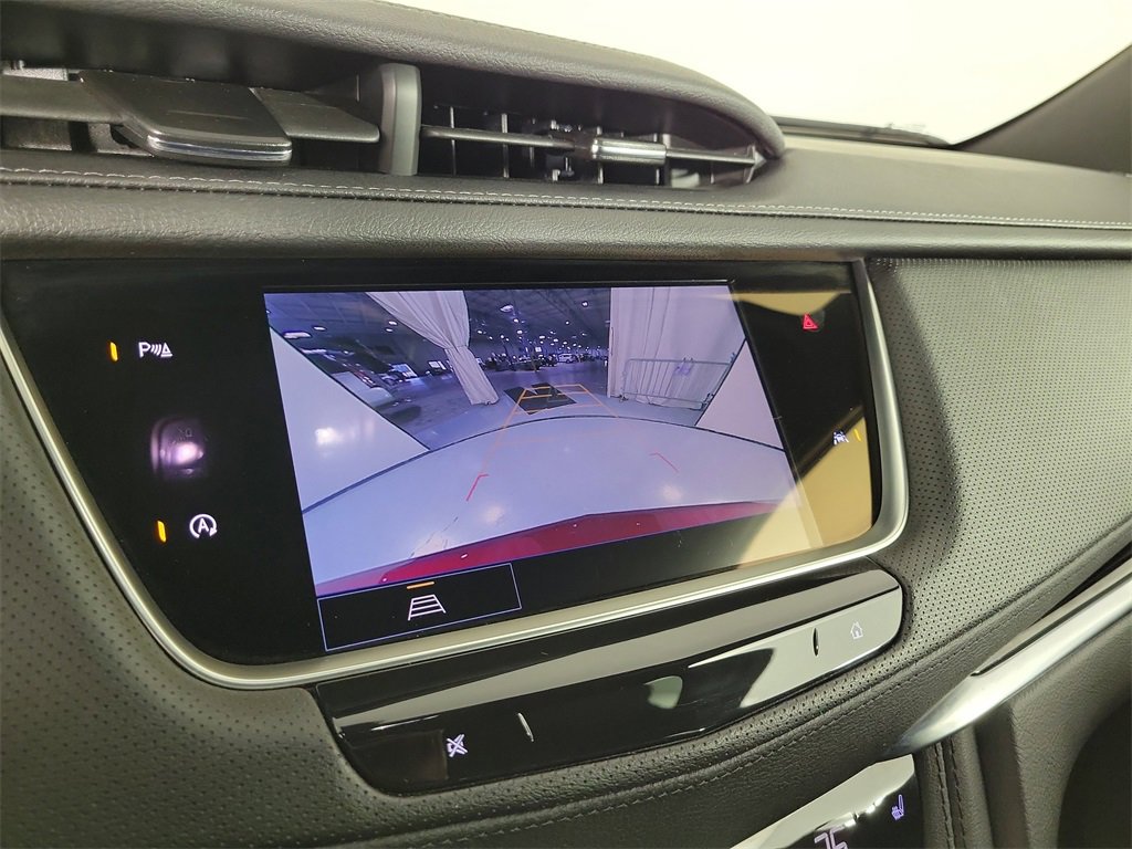 Certified 2025 Cadillac XT6 Luxury image 28