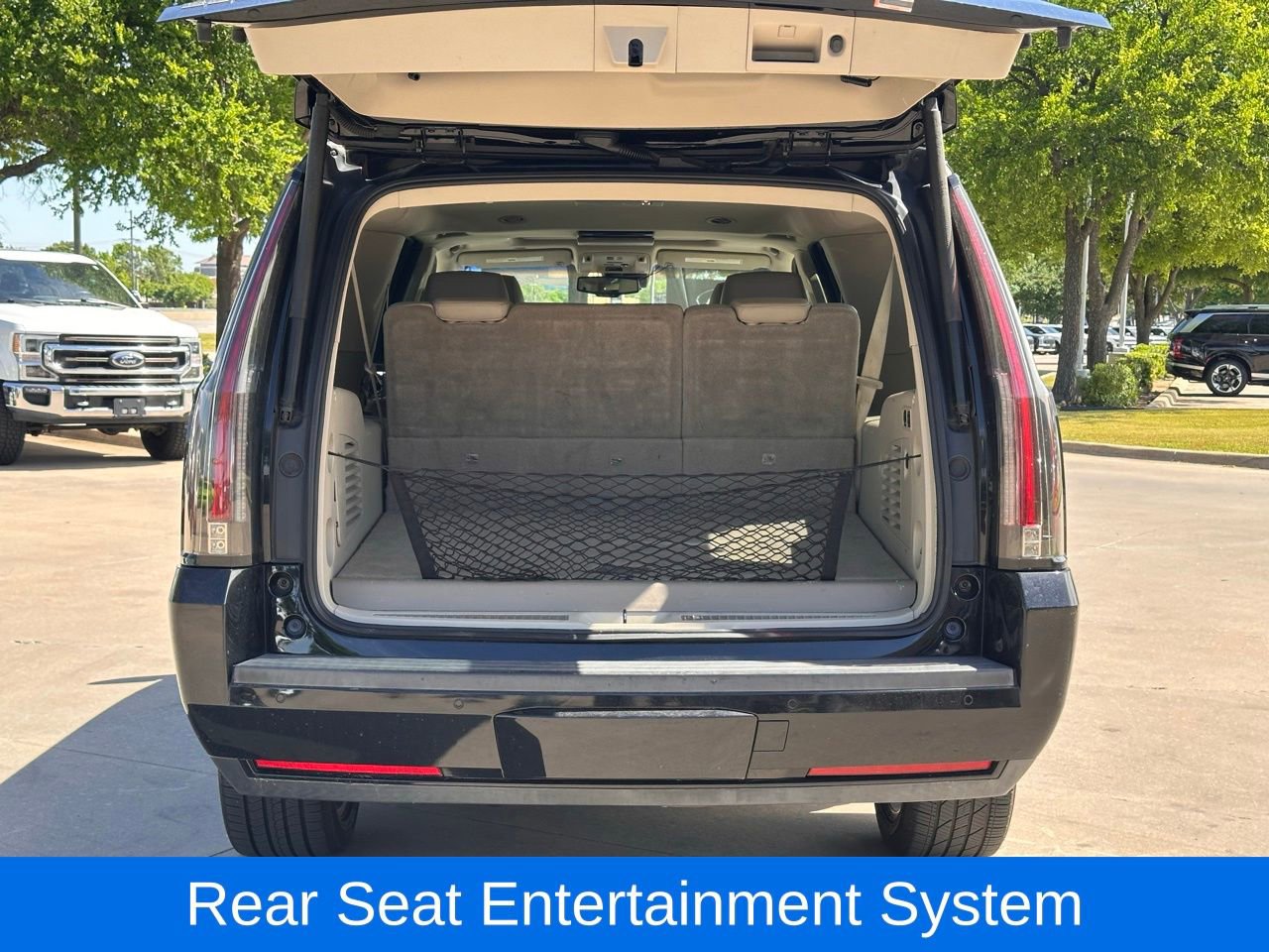 Used 2015 Cadillac Escalade ESV Premium image 11