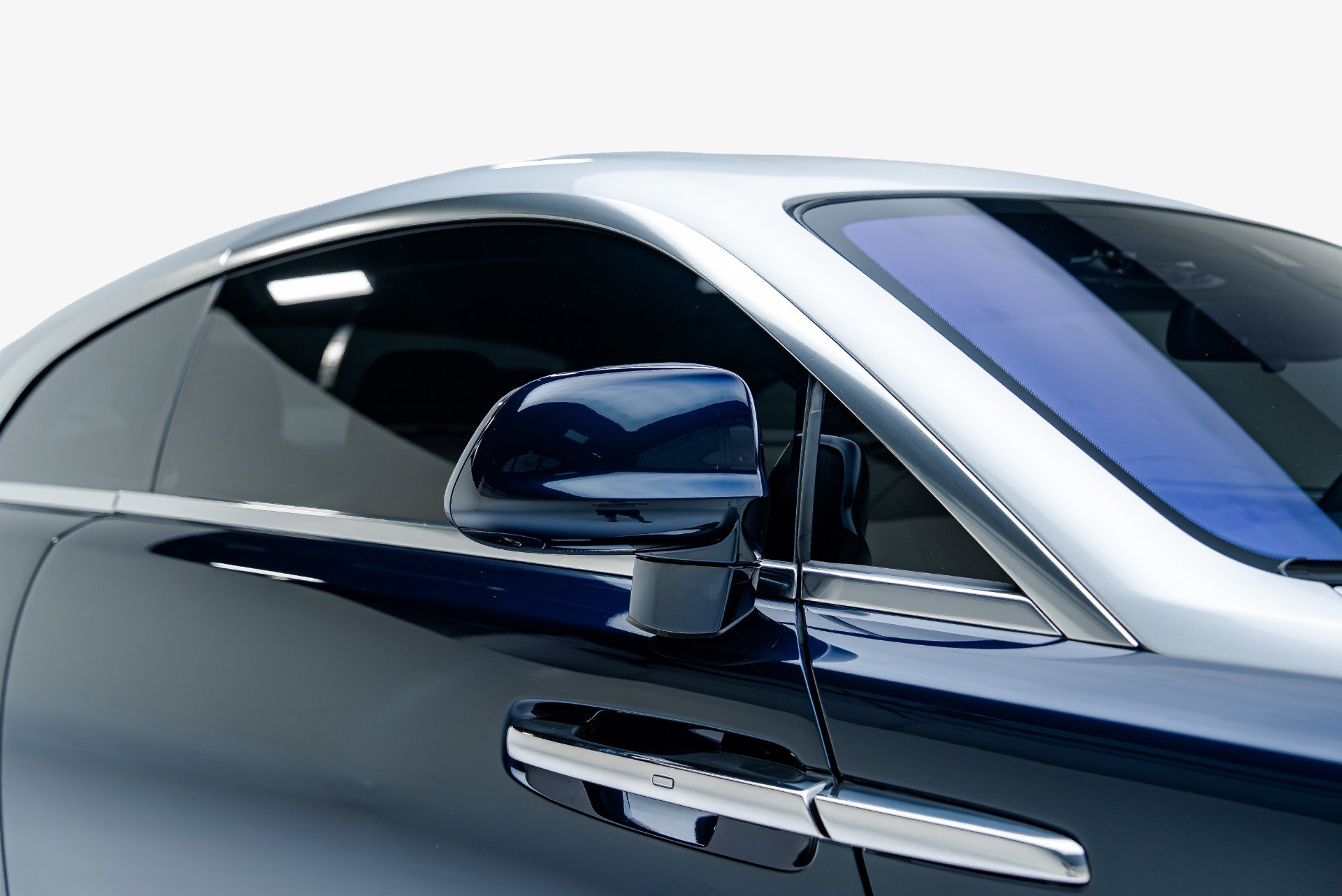 Used 2014 Rolls-Royce Wraith RWD image 24