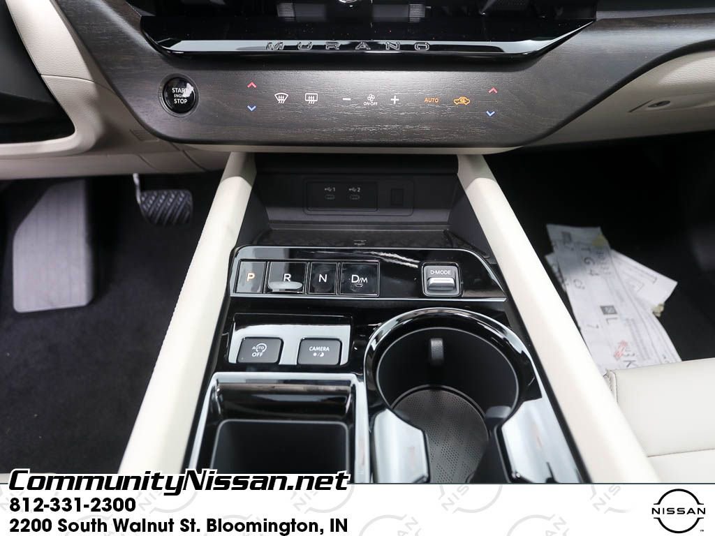 New 2025 Nissan Murano SL image 17