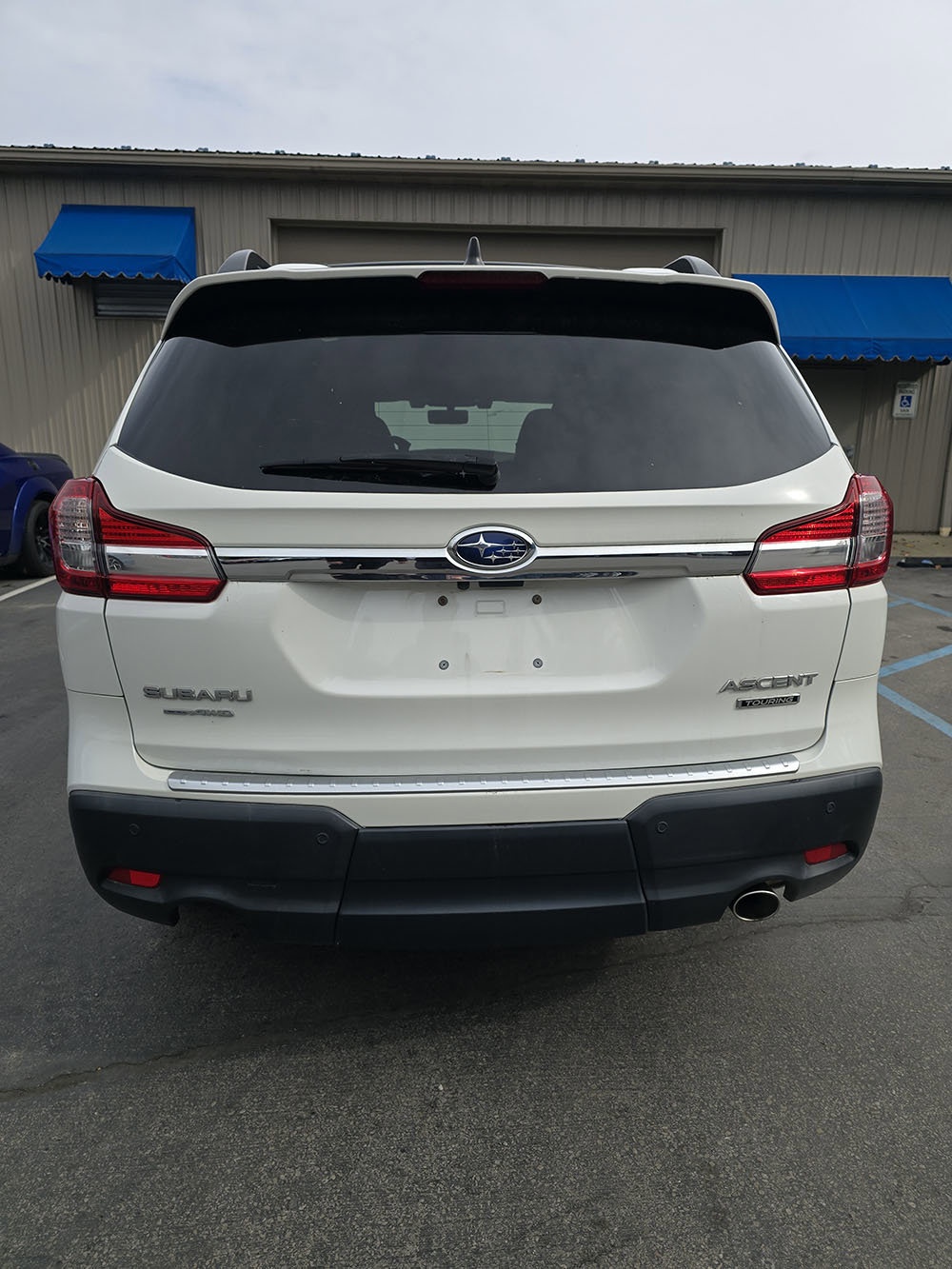 Used 2019 Subaru Ascent Touring w/ Popular Package #3 image 8