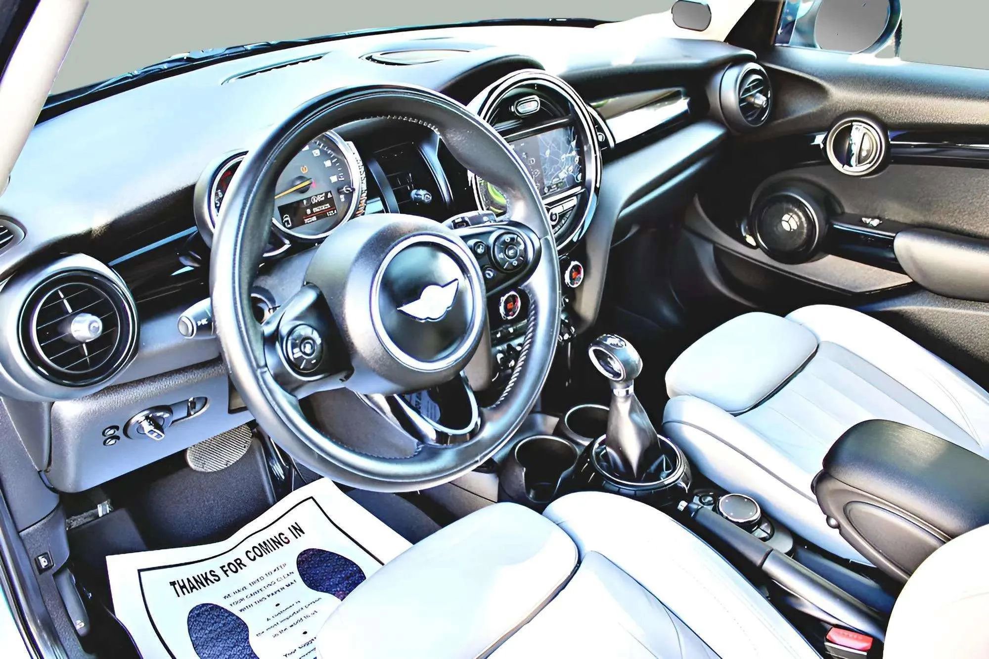 Used 2016 MINI Cooper S image 19