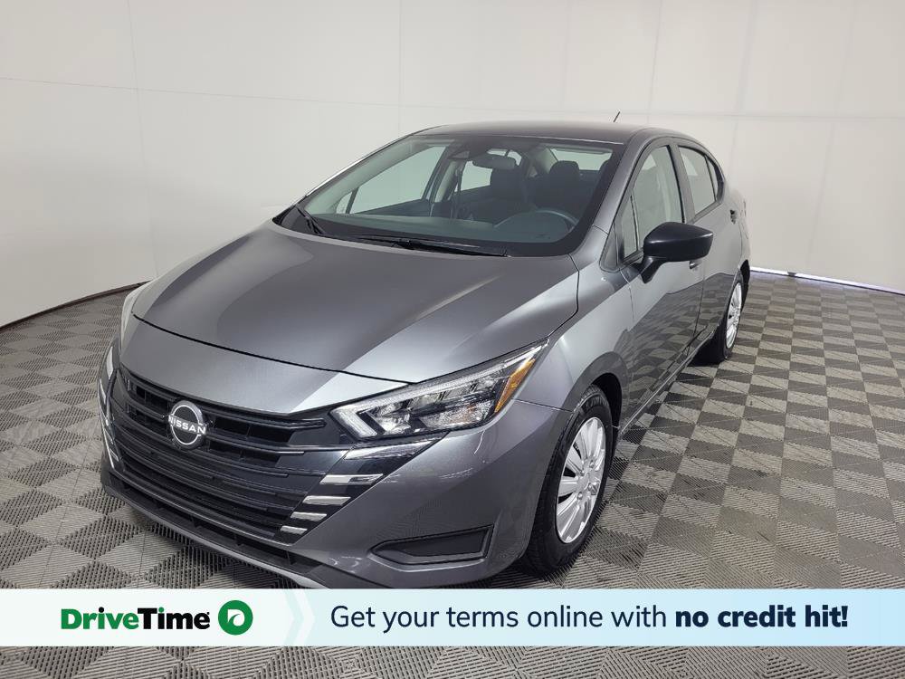 Used 2025 Nissan Versa S w/ Trunk Package