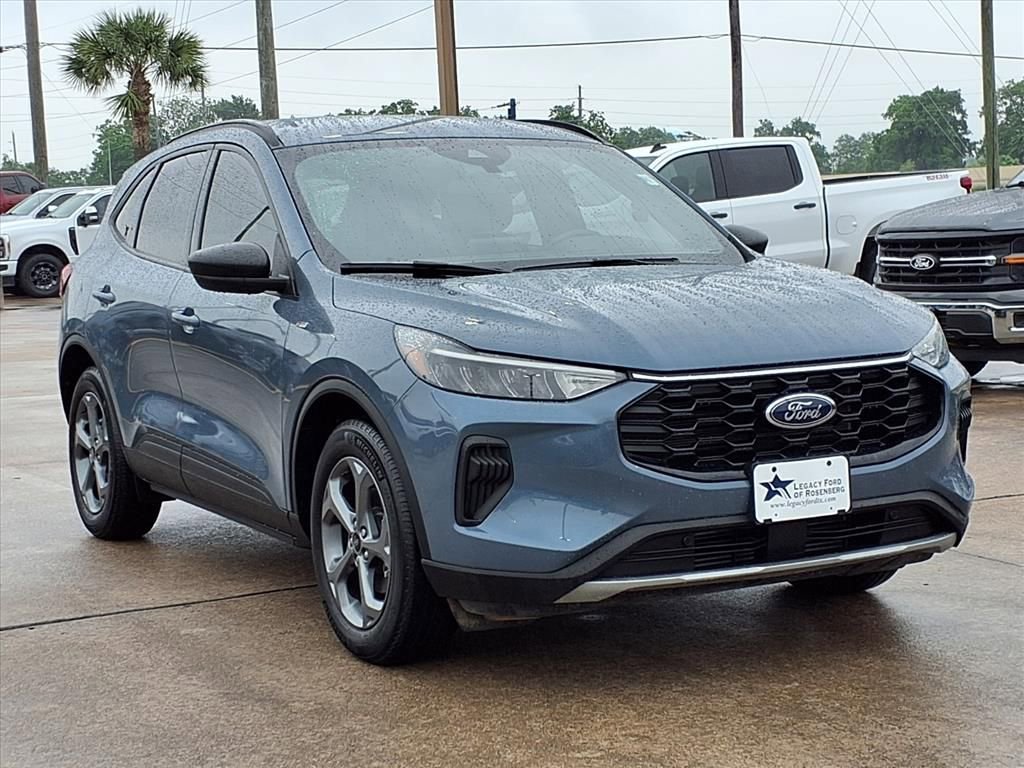 Used 2025 Ford Escape ST-Line FWD image 7