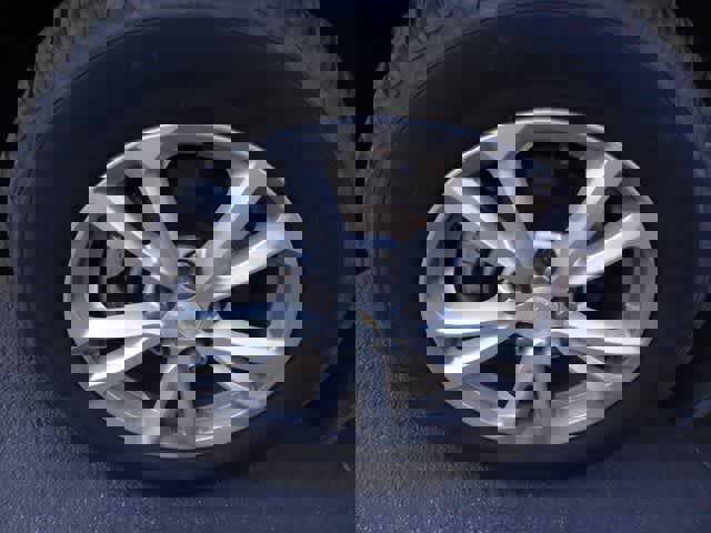 Used 2016 Chevrolet Equinox LT w/ Convenience Package image 16