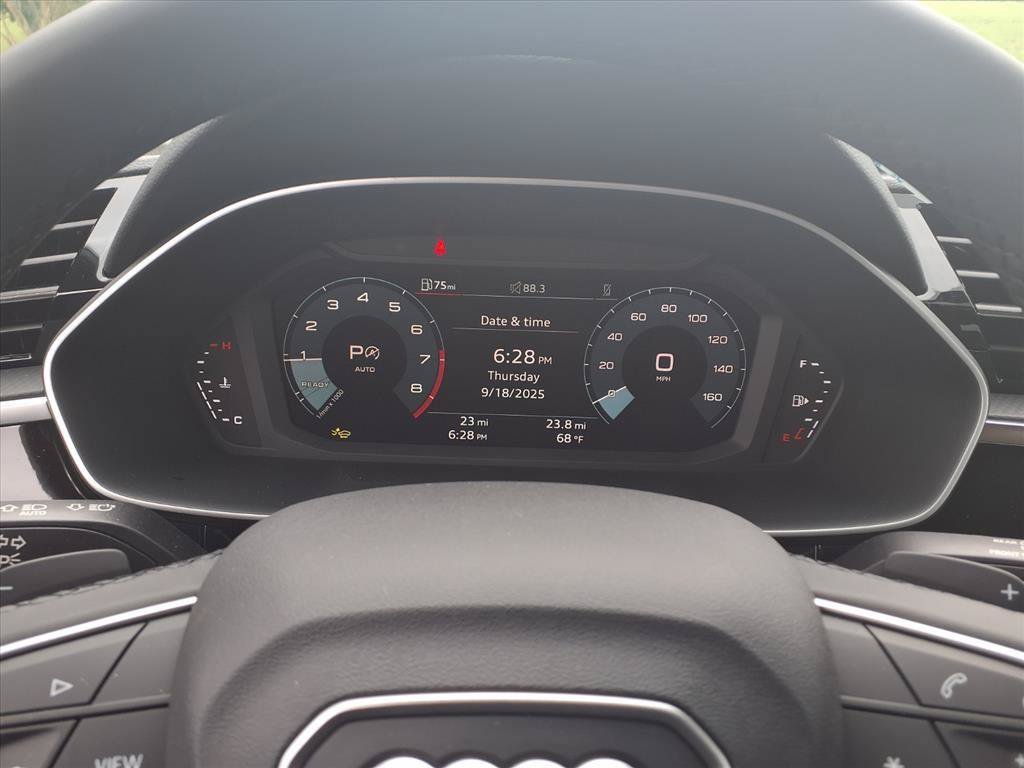 Used 2025 Audi Q3 2.0T Premium w/ Convenience Package AWD/4WD image 20