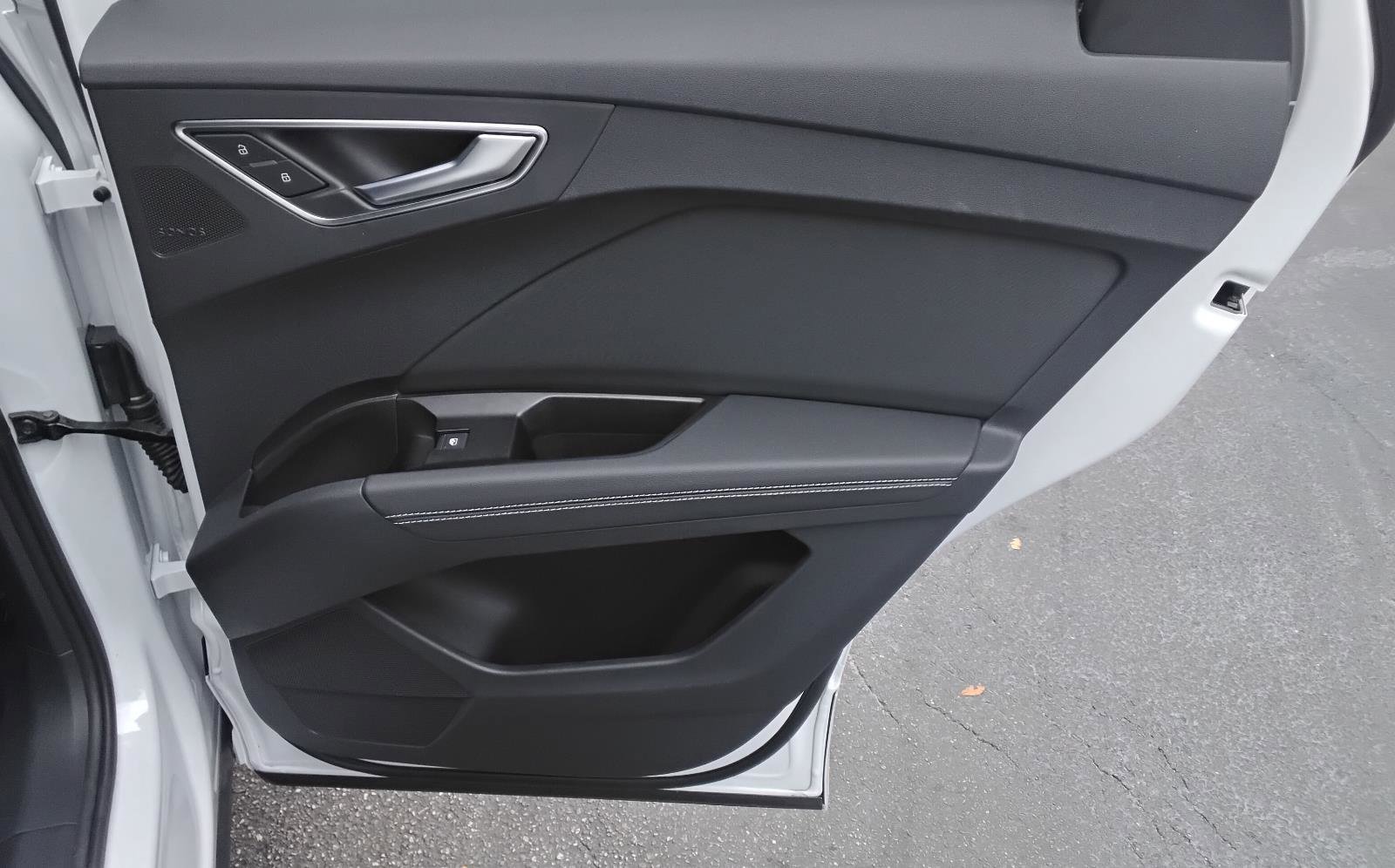 Certified 2025 Audi Q4 e-tron Premium Plus w/ Premium Plus image 22