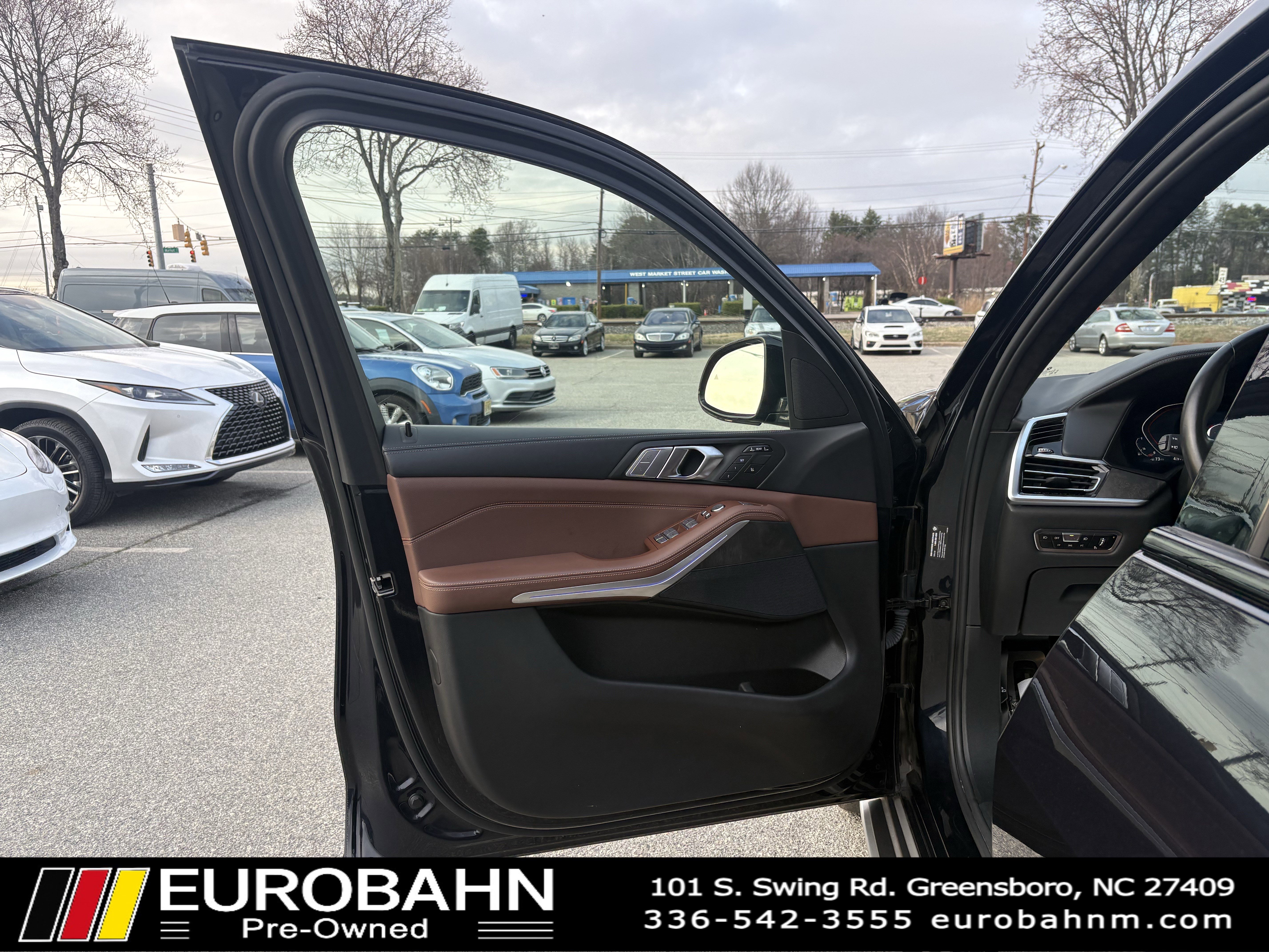 Used 2022 BMW X7 xDrive40i w/ M Sport Package image 10