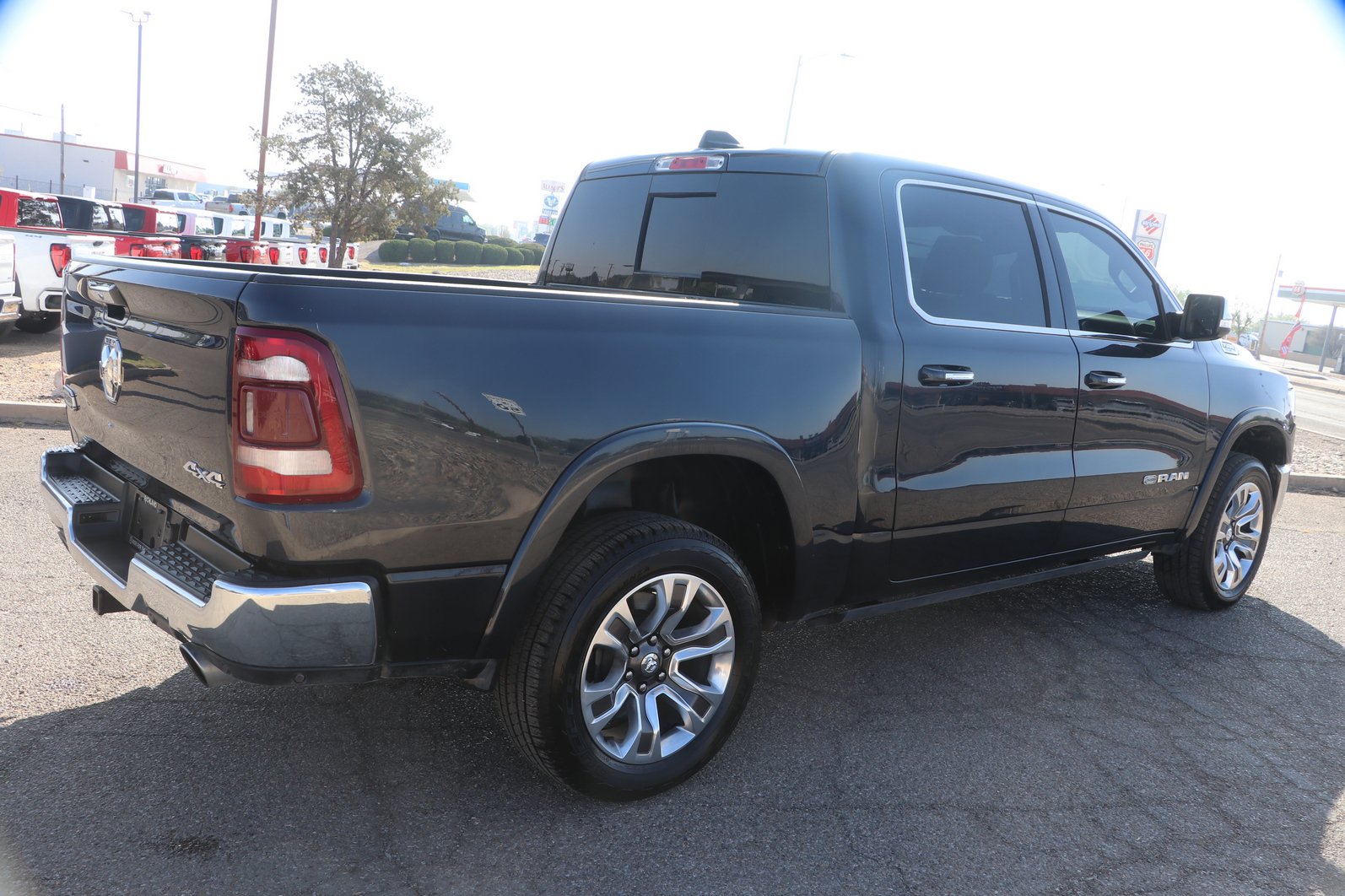 Used 2019 RAM 1500 Limited AWD/4WD image 7