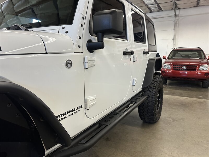 Used 2015 Jeep Wrangler Unlimited Rubicon w/ Connectivity Group image 36