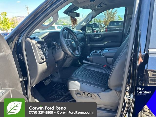Used 2024 Chevrolet Silverado 1500 Custom w/ Turbomax Blackout Package AWD/4WD image 5