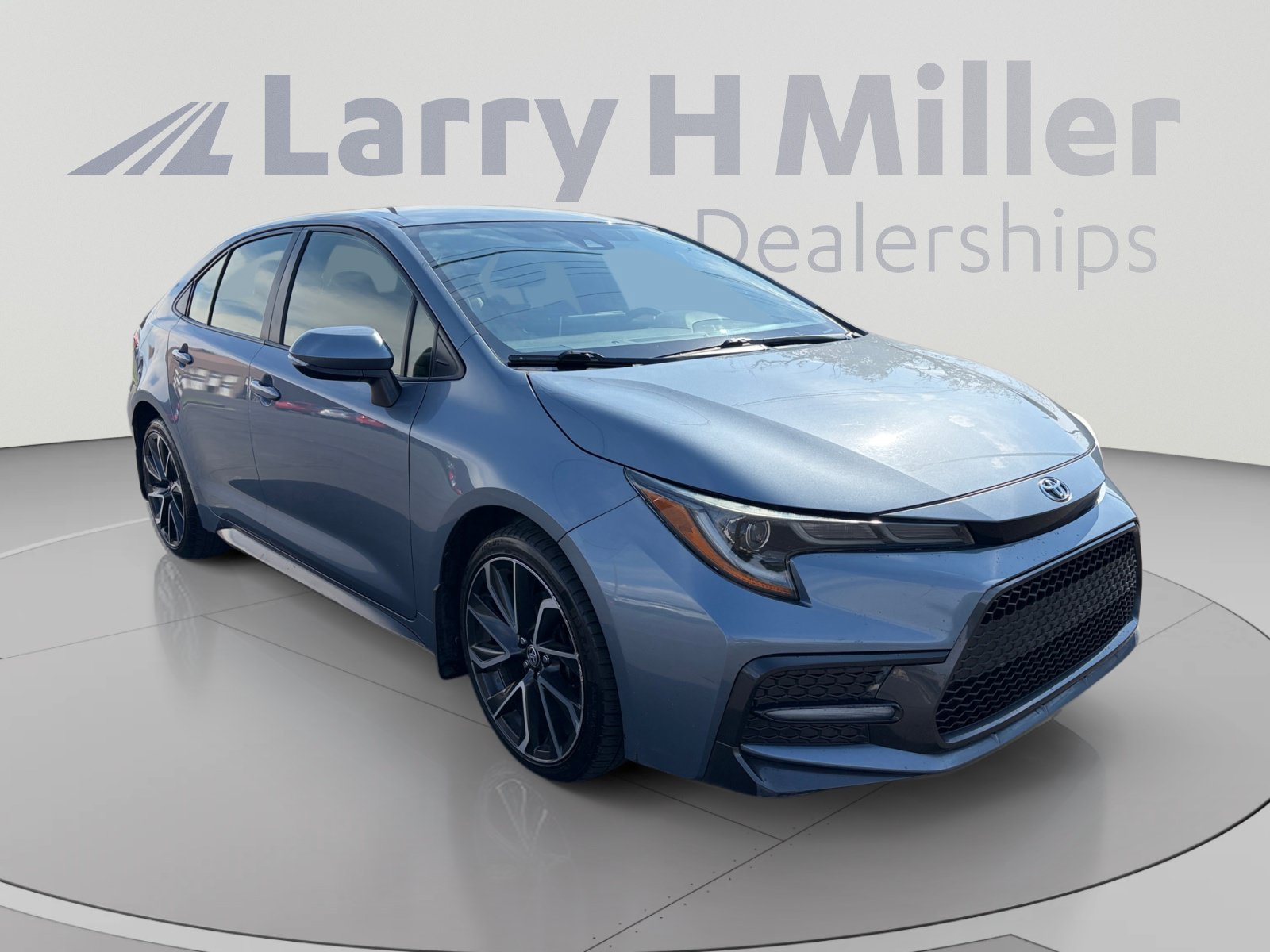 Used 2020 Toyota Corolla SE w/ Carpet Mat Package (TMS) FWD image 7