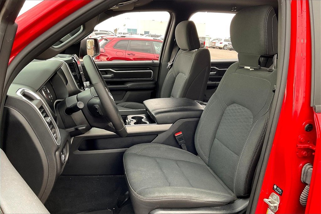 Used 2025 RAM 1500 Big Horn image 25