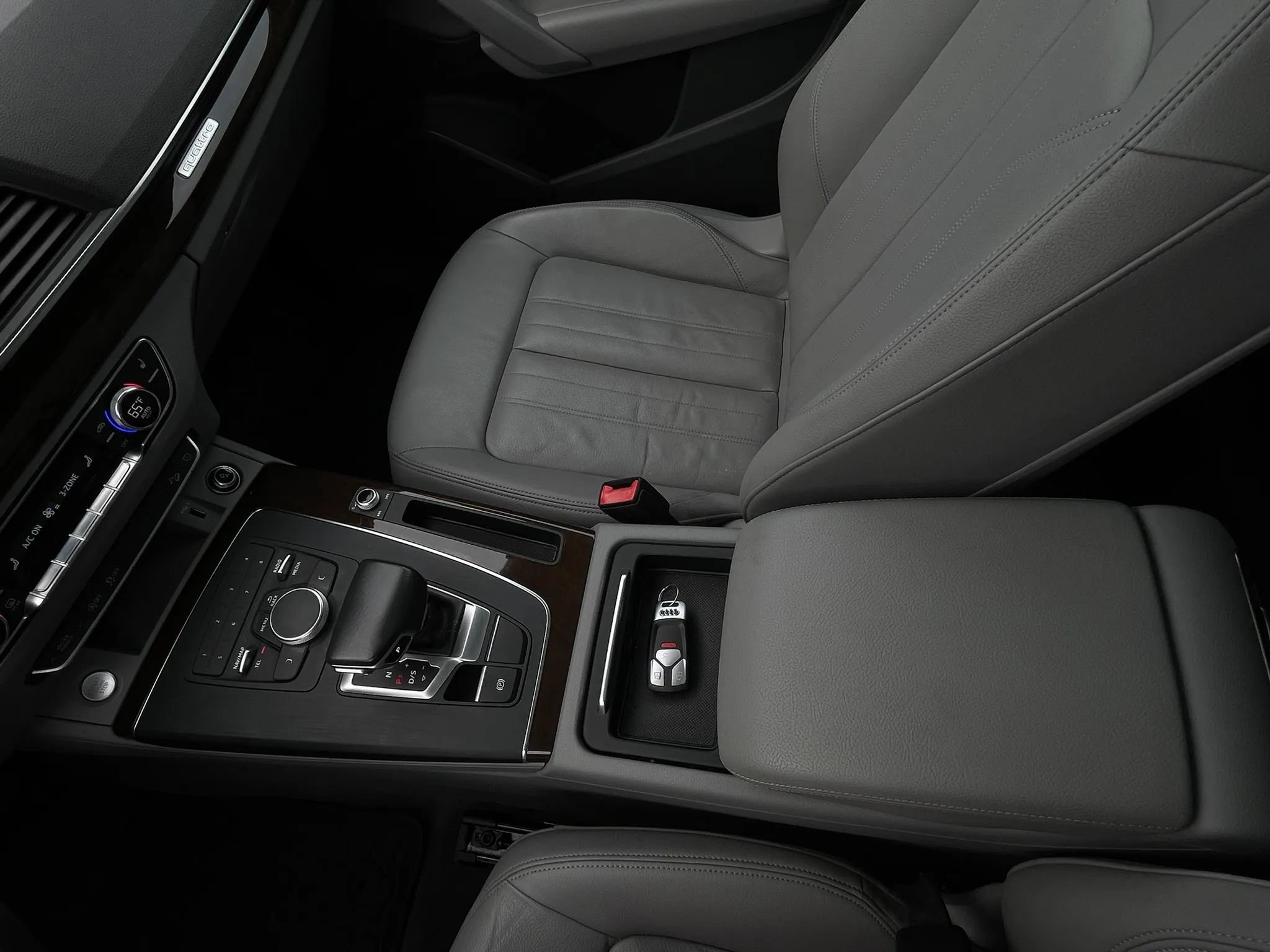 Used 2019 Audi Q5 2.0T Premium w/ Convenience Package AWD/4WD image 40