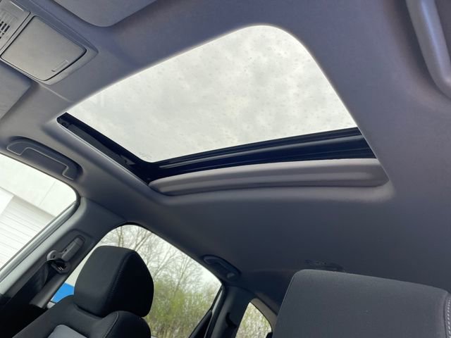 Used 2017 Honda CR-V EX image 16