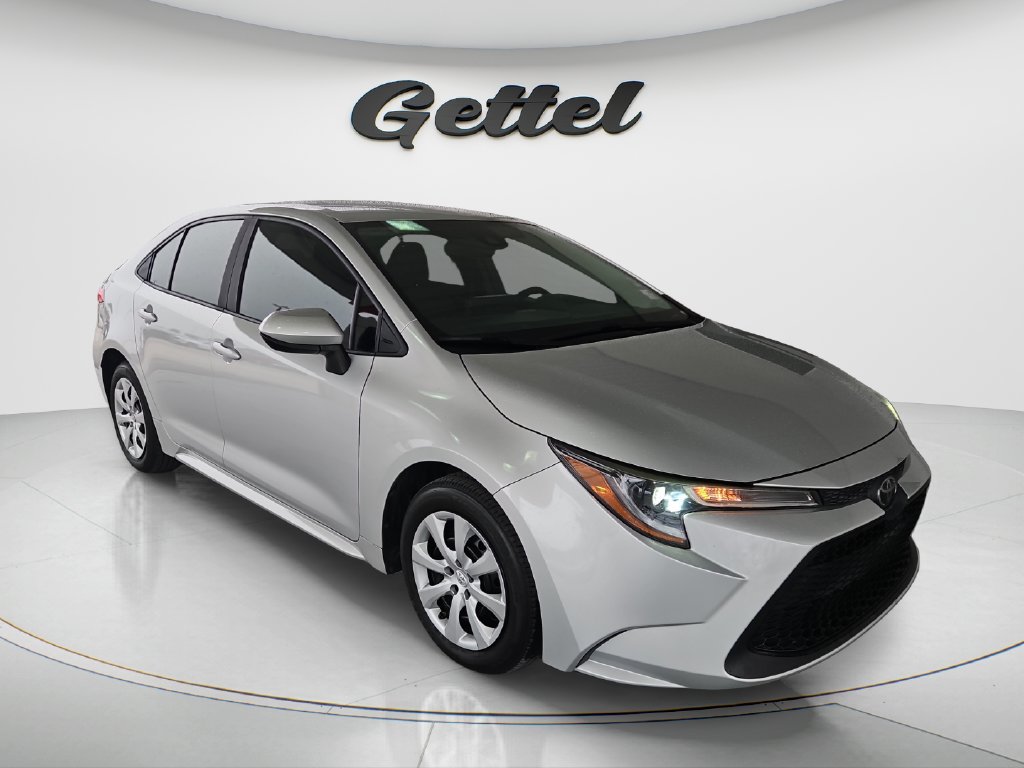 Certified 2022 Toyota Corolla LE FWD image 3