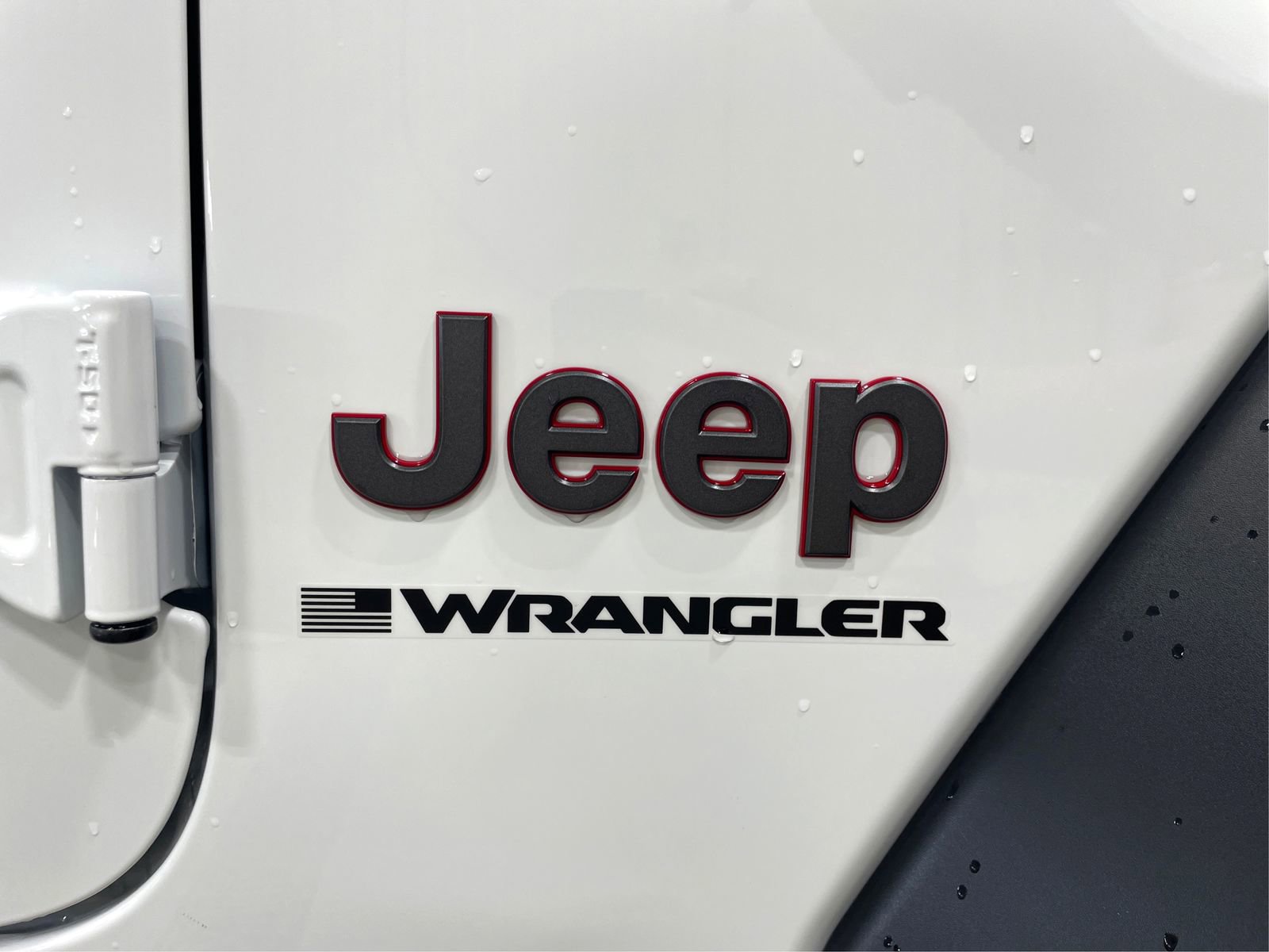 Used 2024 Jeep Wrangler Unlimited Rubicon w/ Technology Group image 24