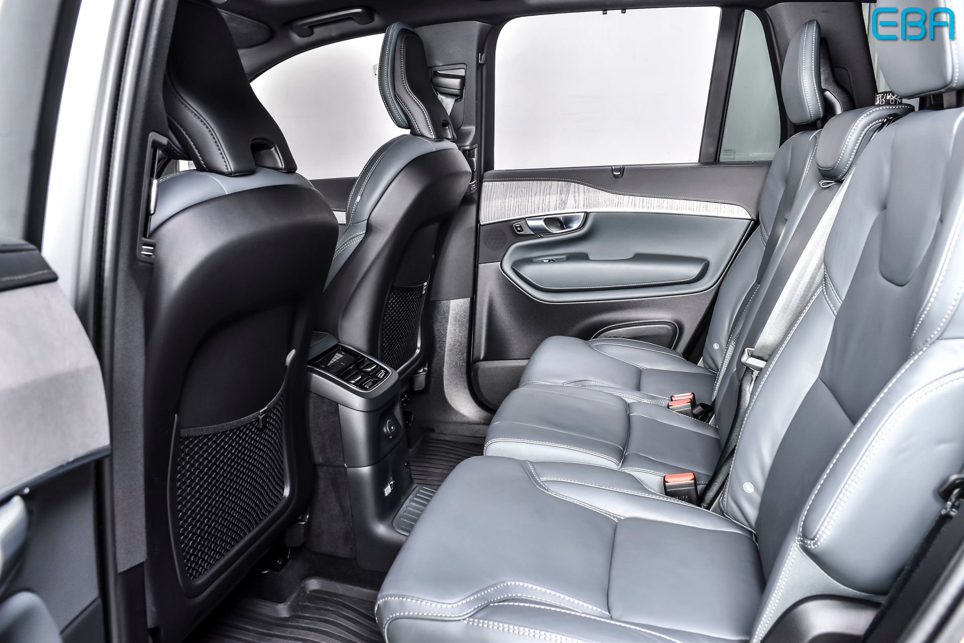 Used 2024 Volvo XC90 T8 Ultimate w/ Protection Package AWD/4WD image 21