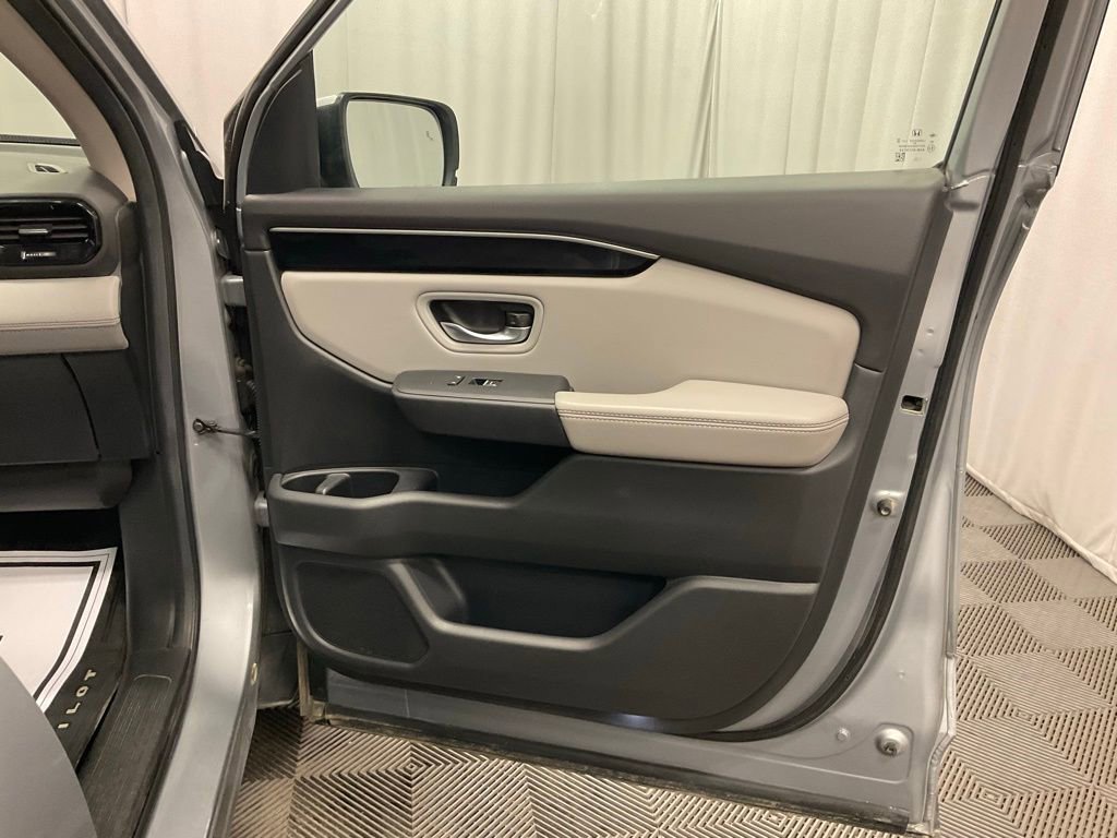Used 2023 Honda Pilot Touring image 30