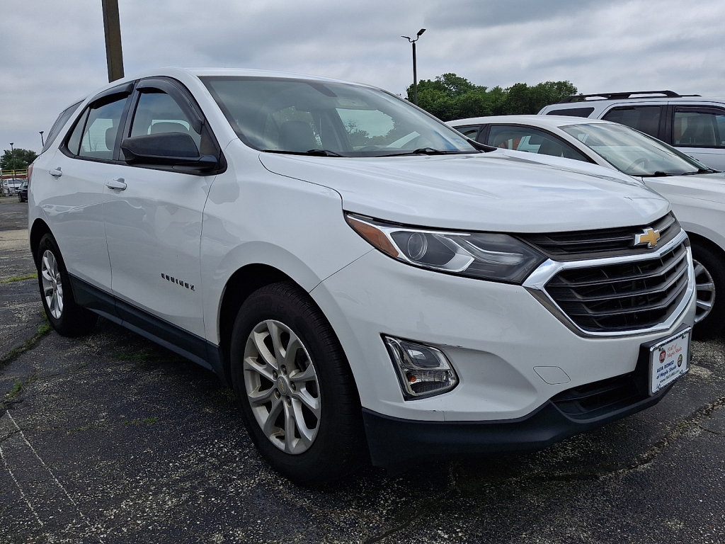 Used 2018 Chevrolet Equinox LS FWD image 3