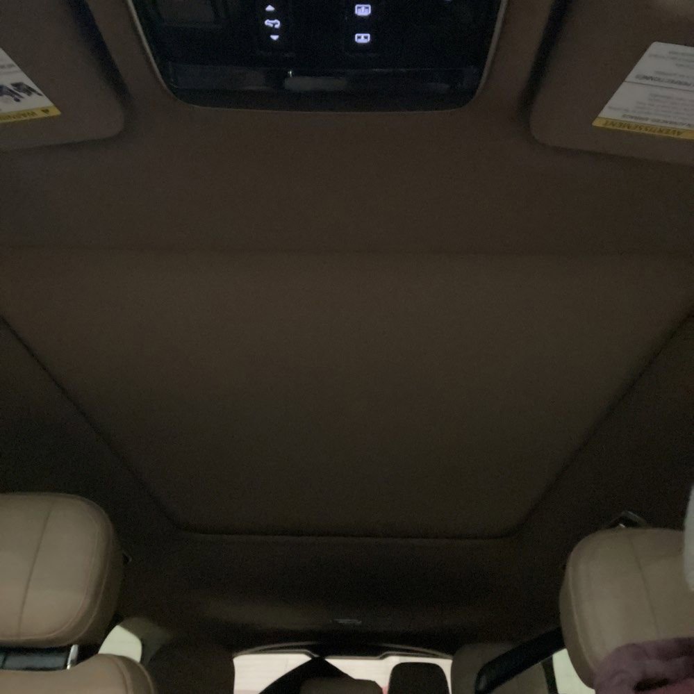 Used 2025 Land Rover Range Rover Long Wheelbase SE image 18