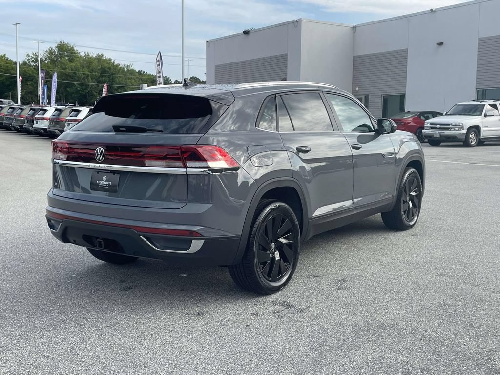 New 2026 Volkswagen Atlas Cross Sport SE FWD image 6