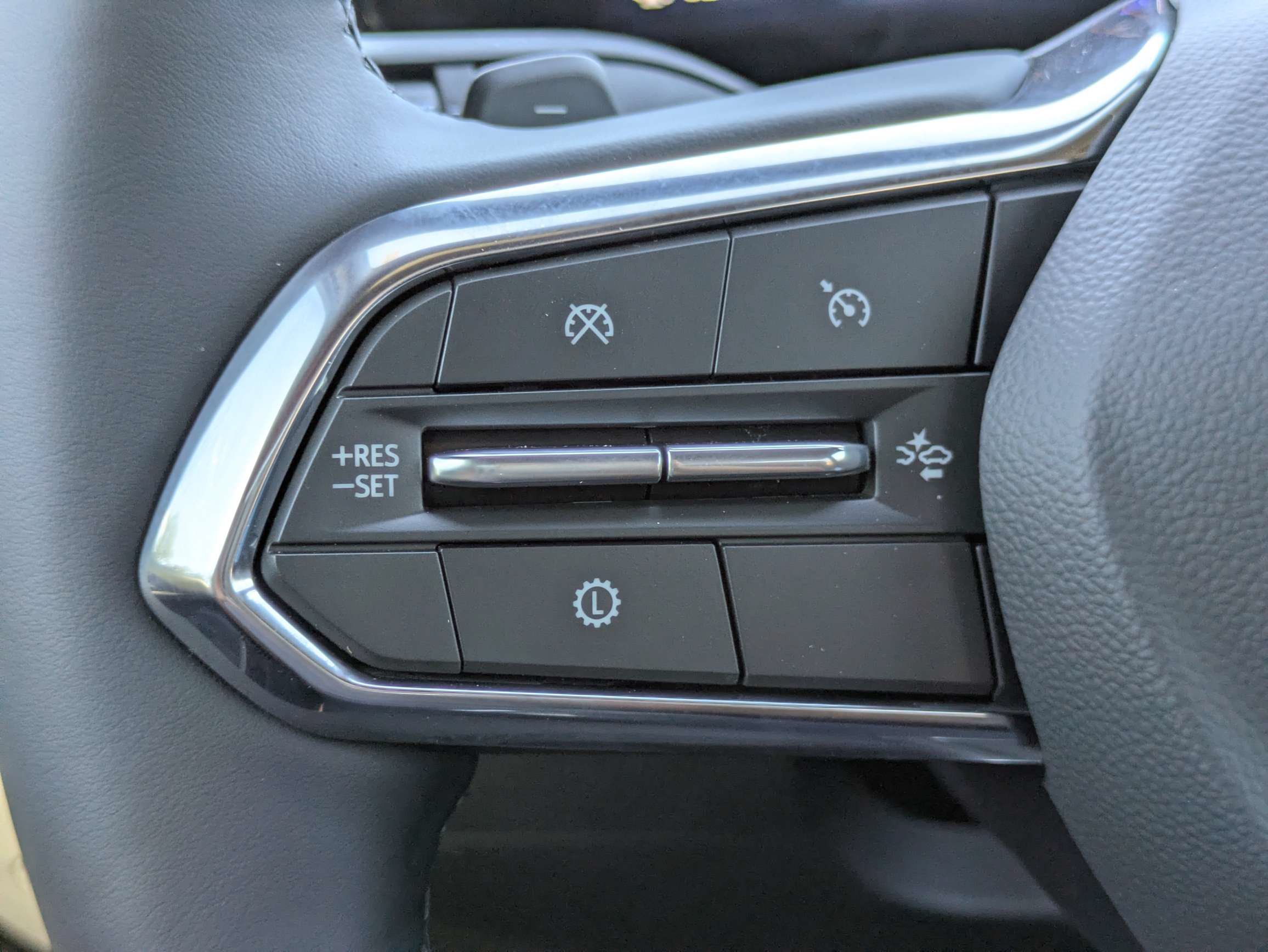 New 2027 Chevrolet Equinox LT FWD image 15