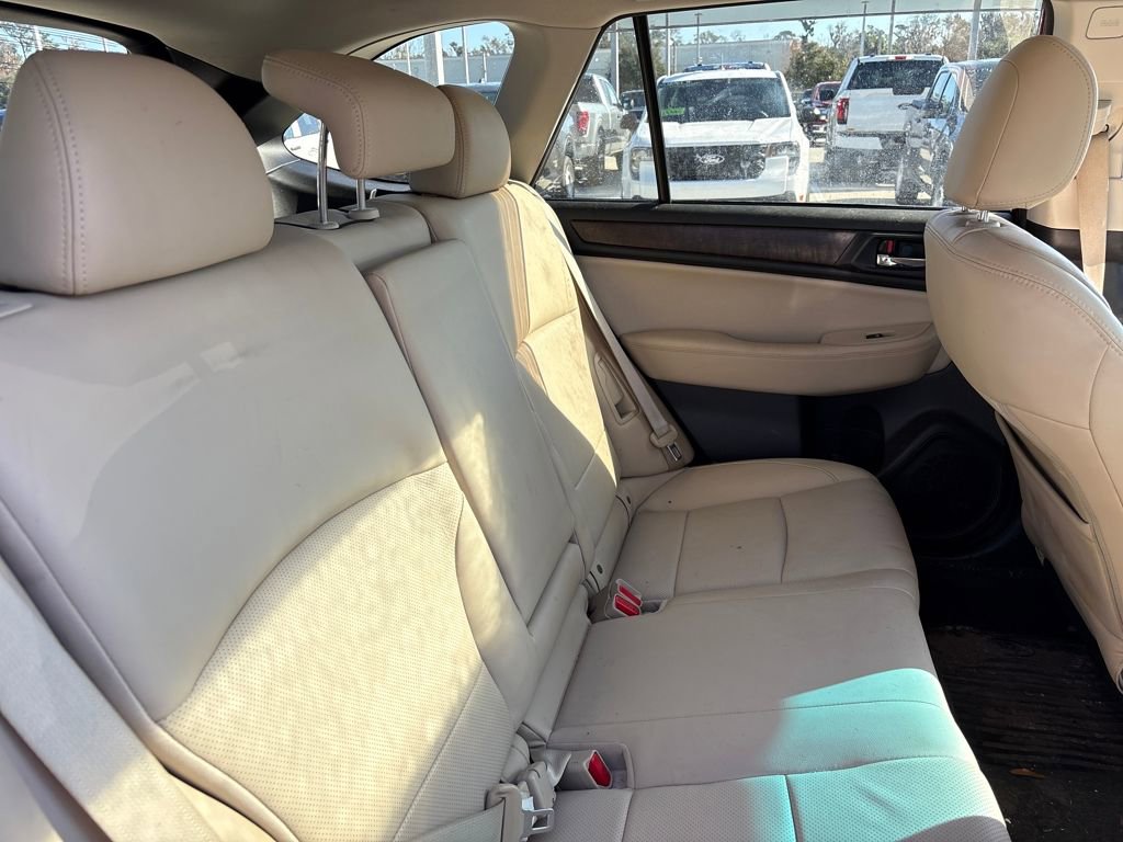 Used 2015 Subaru Outback 2.5i Limited image 30