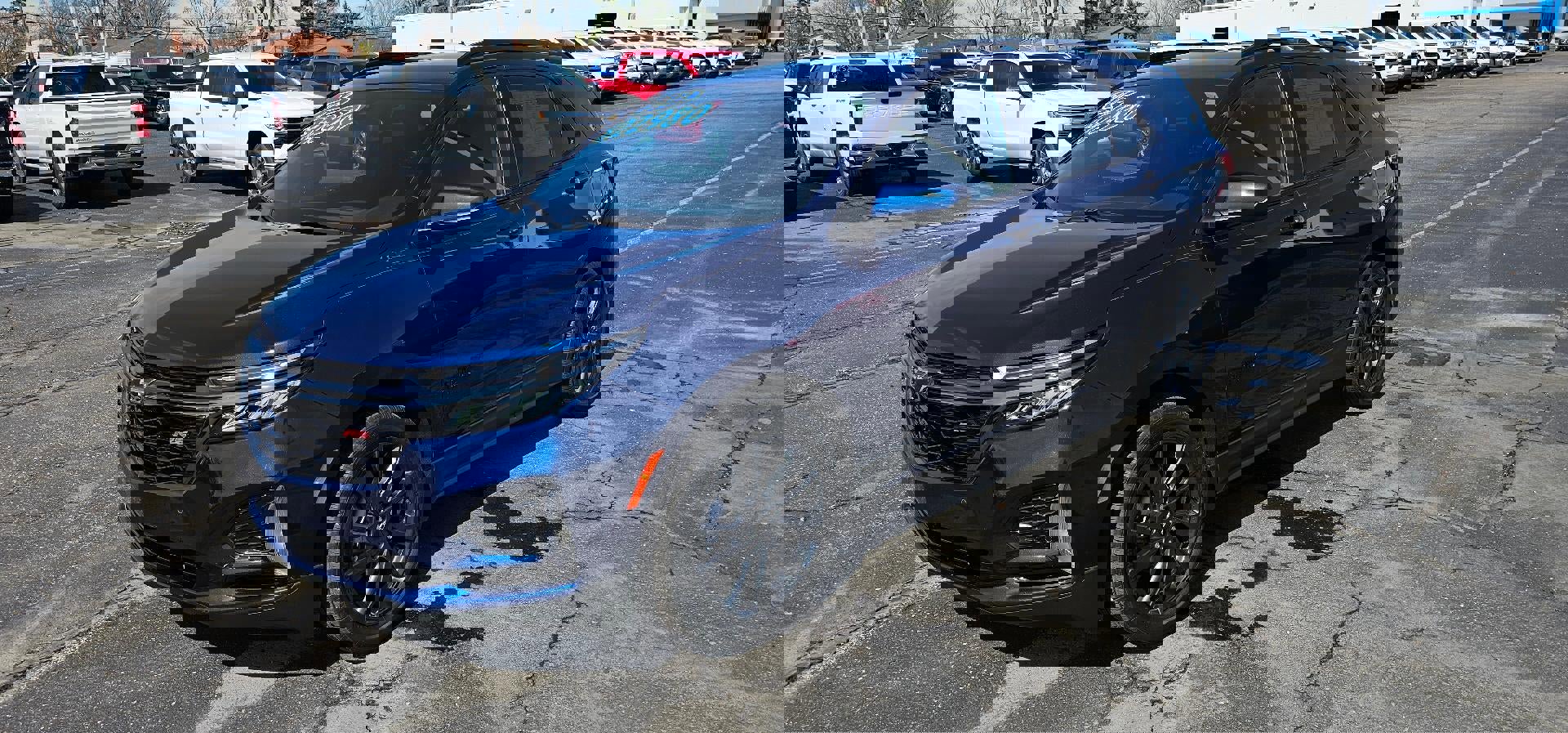 Certified 2023 Chevrolet Equinox RS w/ LPO, Floor Liner Package image 4