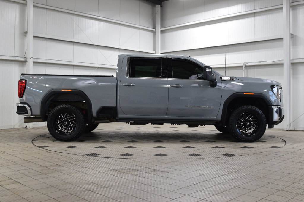 Used 2025 GMC Sierra 2500 SLE w/ SLE Value Package; AWD/4WD image 9