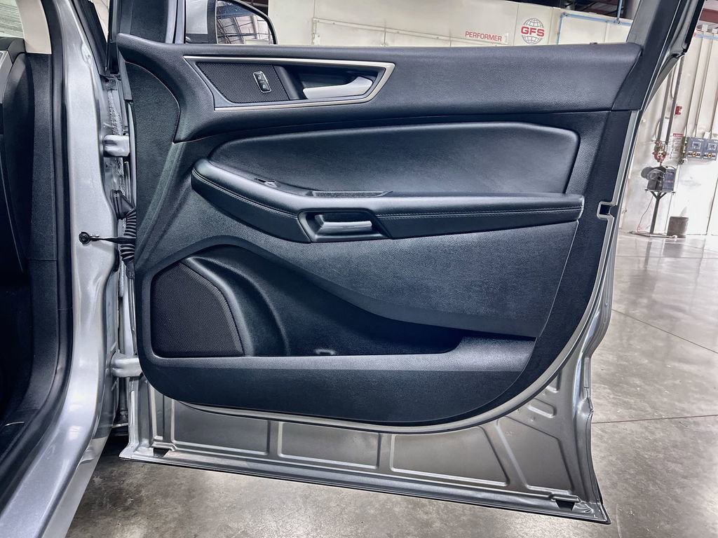 Used 2024 Ford Edge SEL w/ Convenience Package AWD/4WD image 30